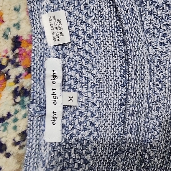 Eight Eight Eight Women's Sweater size Medium - Picture 2 of 3